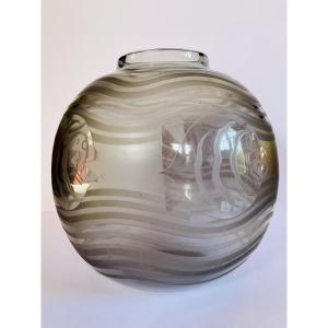 Glass Vase With Fish